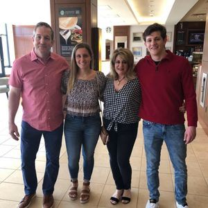 Meet your Posher, Lori